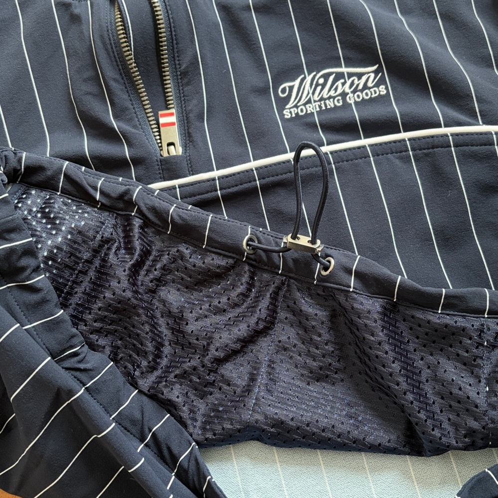 Wilson Davenport Woven Popover XS Classic Navy Pinstripe NWT - Picture 8 of 8
